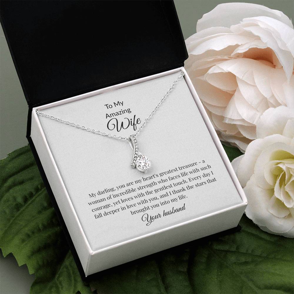 Romantic Love Necklace for Wife - Alluring Beauty Gold Pendant