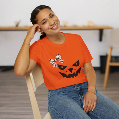 Jack O' Lantern with a Bat Bow Softstyle T-Shirt