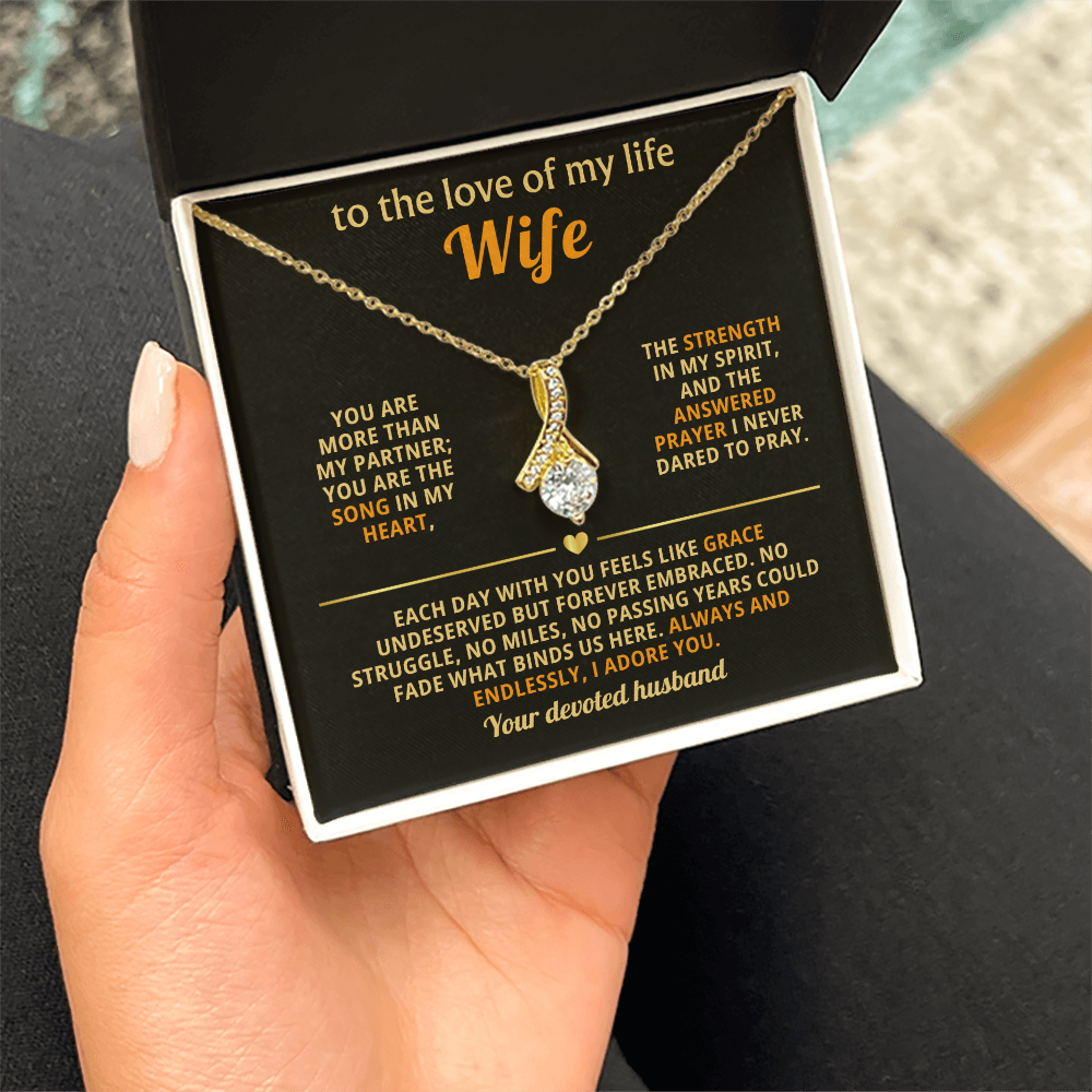 To the love of my life-Alluring Beauty Necklace for Wife