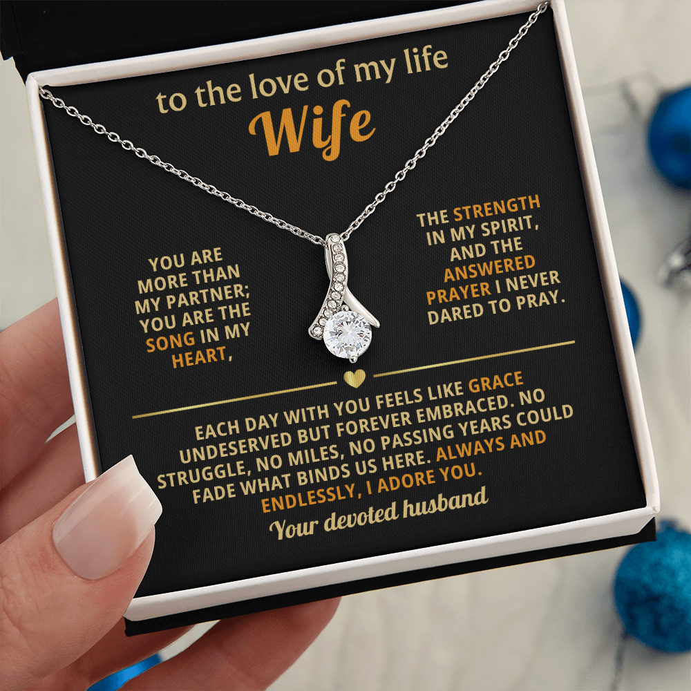 To the love of my life-Alluring Beauty Necklace for Wife