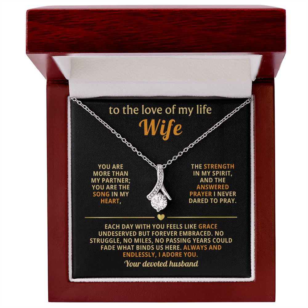 To the love of my life-Alluring Beauty Necklace for Wife