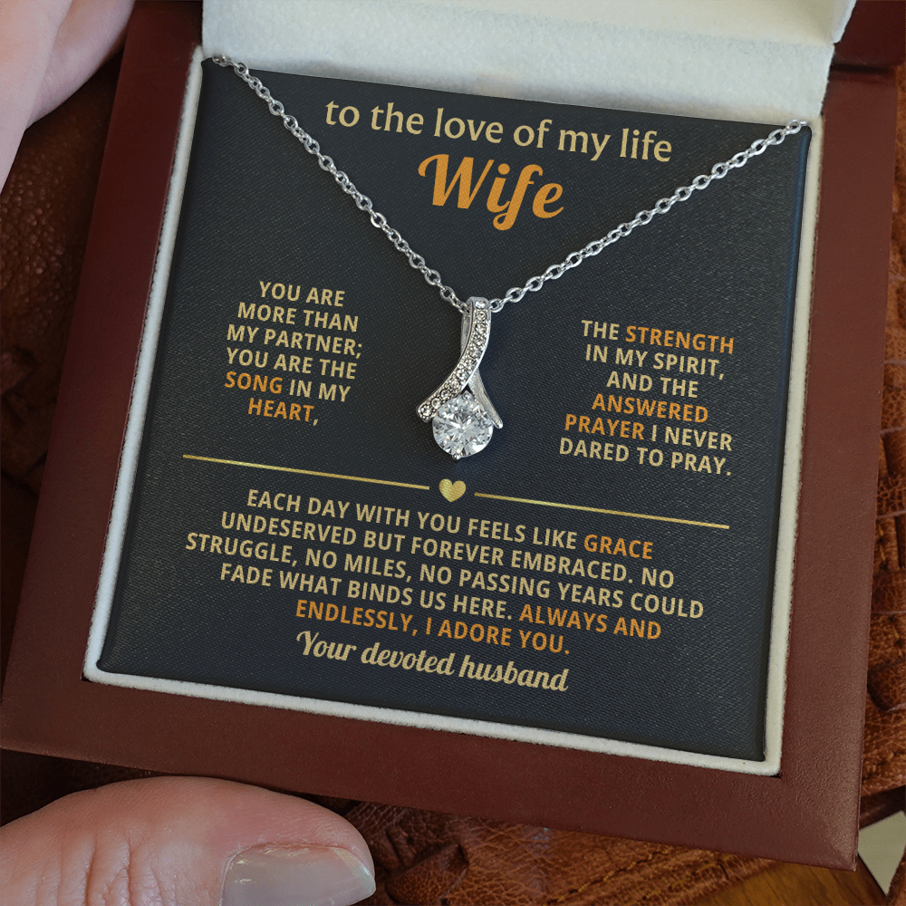 To the love of my life-Alluring Beauty Necklace for Wife