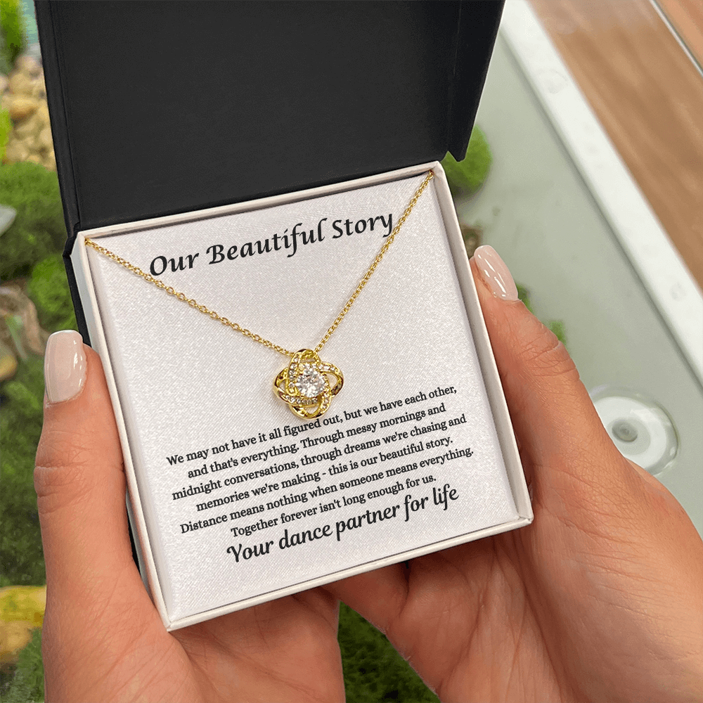 Our Beautiful Story – Love Knot Necklace